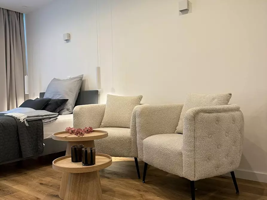 Immagine 1 di Appartamento in affitto  in Mittlerer Hasenpfad a Frankfurt am Main