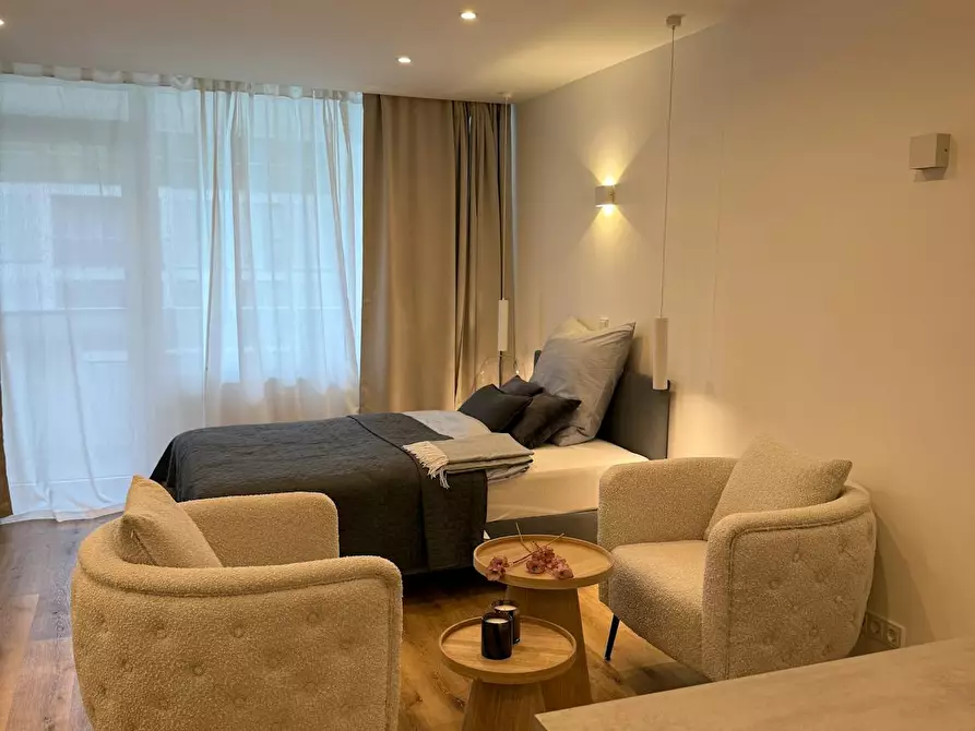 Immagine 3 di Appartamento in affitto  in Mittlerer Hasenpfad a Frankfurt am Main