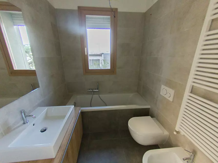 Immagine 9 di Camera in affitto  in Via Melchiorre Gioia a Milano