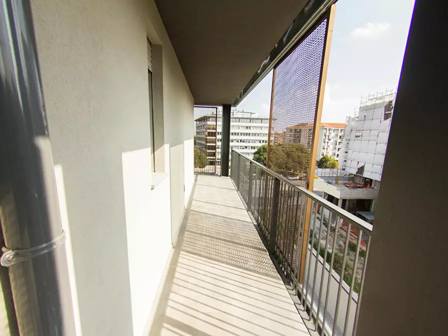 Immagine 6 di Camera in affitto  in Via Melchiorre Gioia a Milano