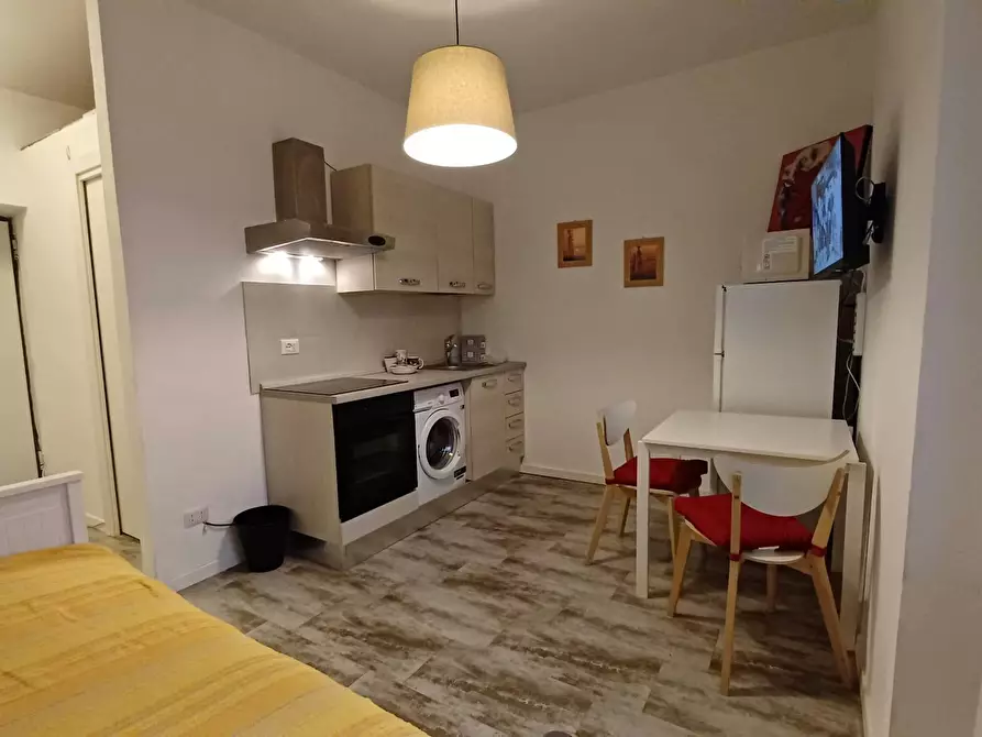 Immagine 10 di Appartamento in affitto  in Via dell'Assunta a Milano