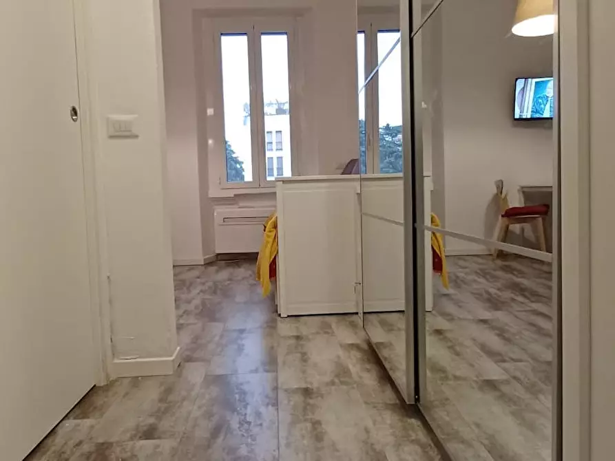 Immagine 4 di Appartamento in affitto  in Via dell'Assunta a Milano