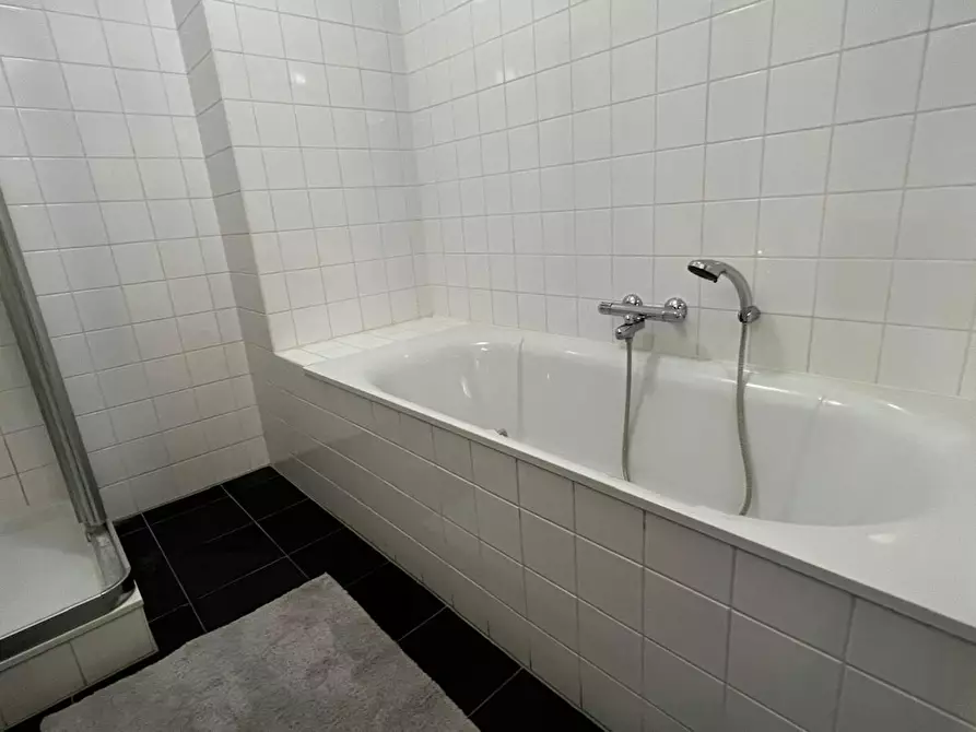 Immagine 9 di Appartamento in affitto  in Wierdsmaplein a Rotterdam