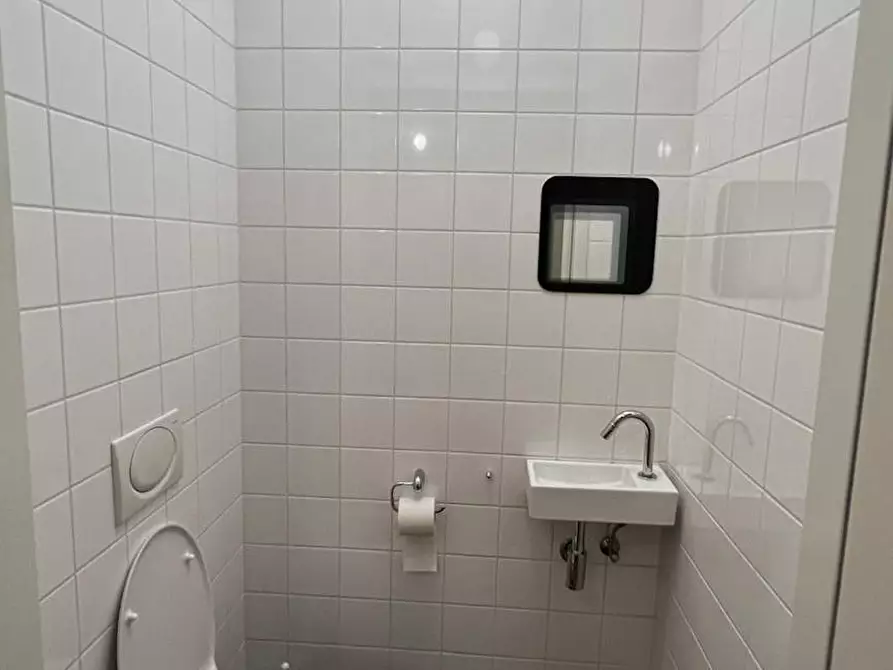 Immagine 10 di Appartamento in affitto  in Wierdsmaplein a Rotterdam