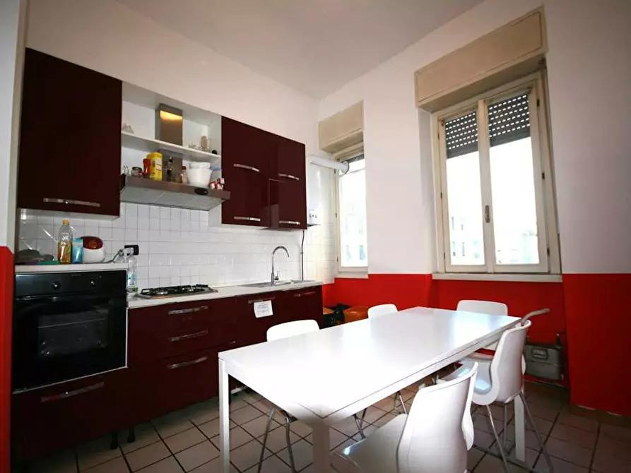 Immagine 2 di Camera in affitto  in Viale Vittorio Veneto a Milano