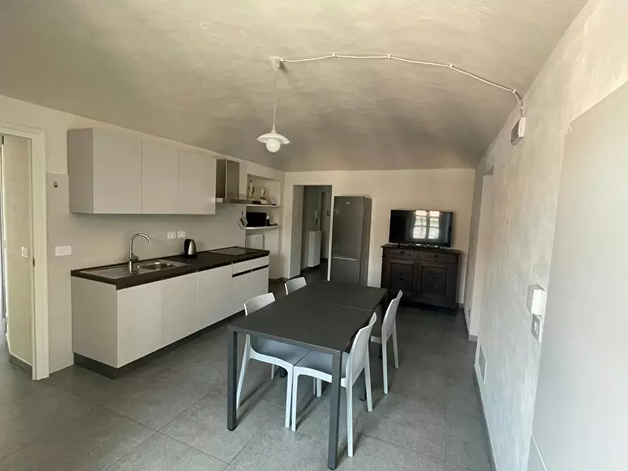 Immagine 6 di Camera in affitto  in Via Dora Baltea a Ivrea