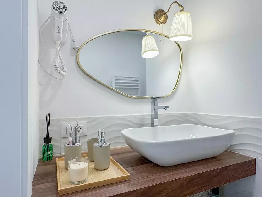 Immagine 6 di Appartamento in affitto  in Via del Ponte all'Asse a Firenze