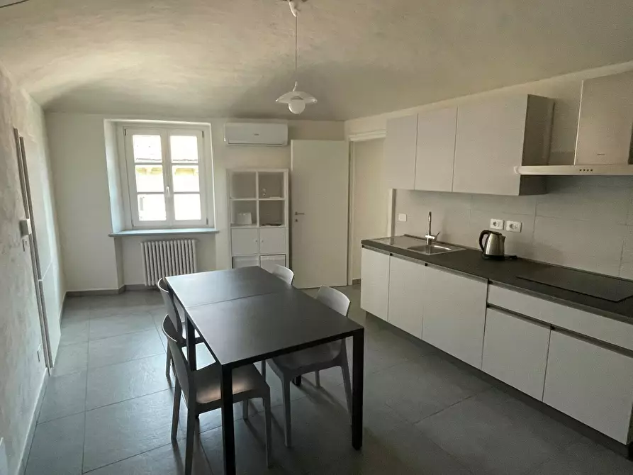 Immagine 5 di Camera in affitto  in Via Dora Baltea a Ivrea