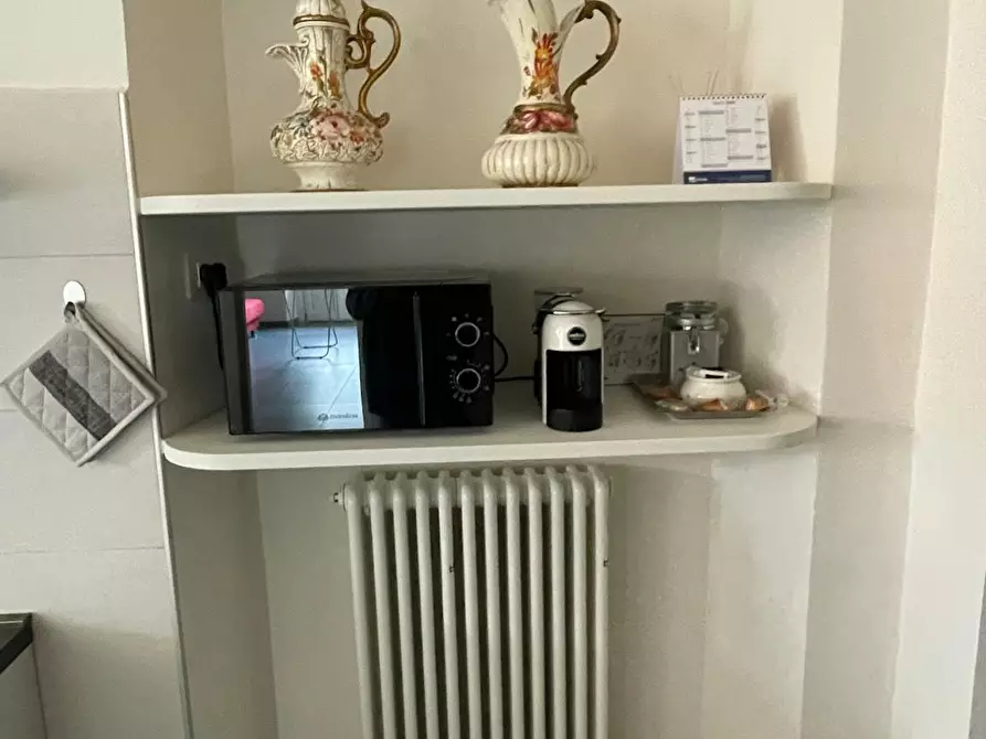 Immagine 8 di Camera in affitto  in Via Dora Baltea a Ivrea