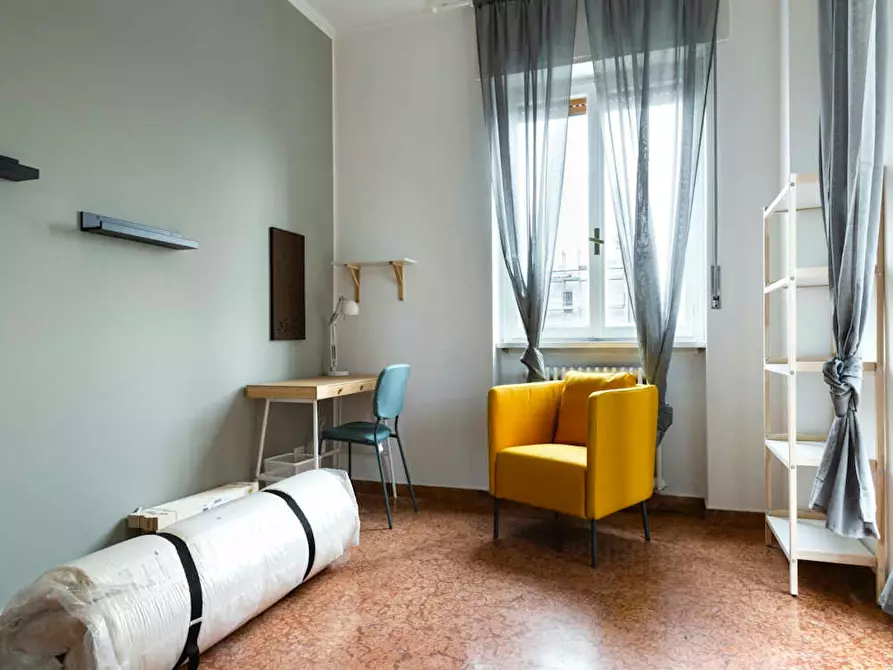 Immagine 1 di Camera in affitto  in Via Arcivescovo Romilli a Milano