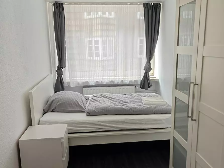 Immagine 8 di Appartamento in affitto  in Benrather Straße a Düsseldorf
