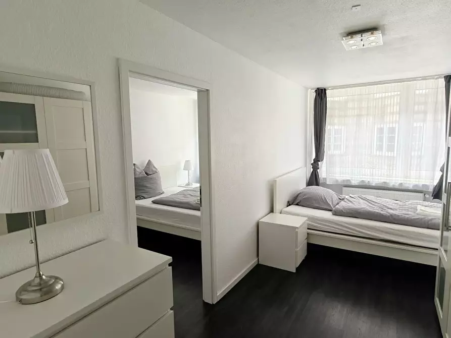 Immagine 5 di Appartamento in affitto  in Benrather Straße a Düsseldorf