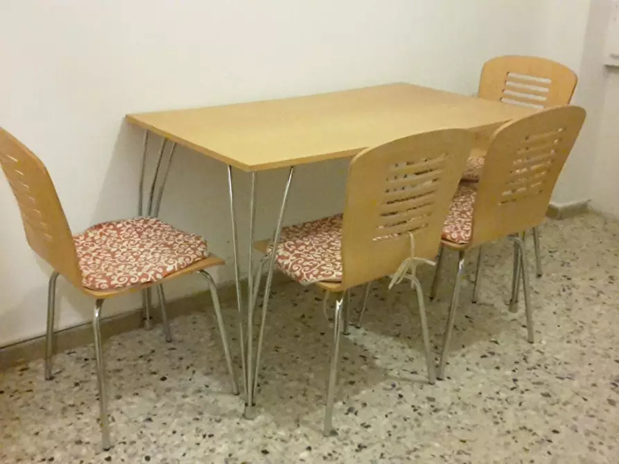 Immagine 3 di Camera in affitto  in Via San Giovanni a Trento