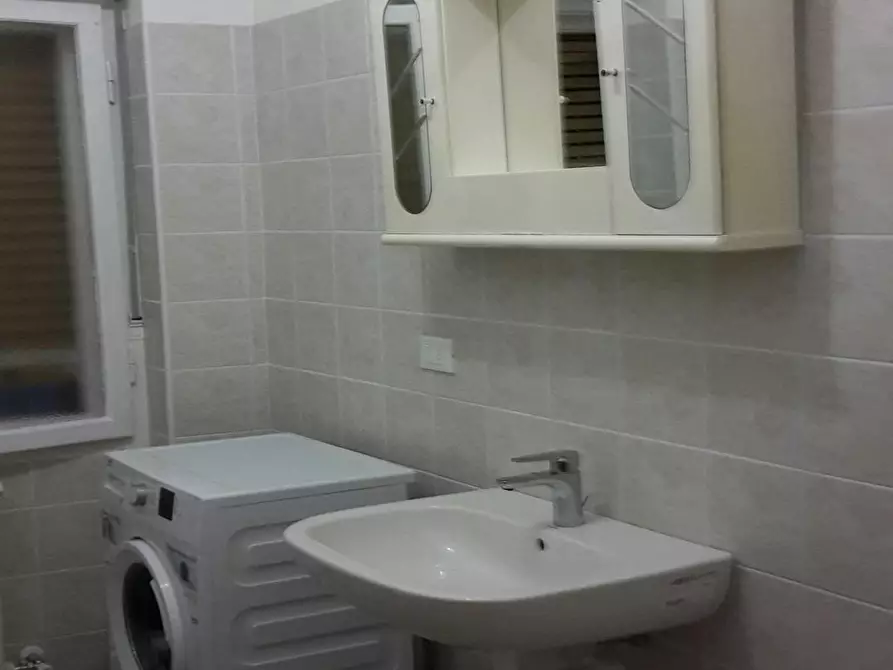 Immagine 7 di Camera in affitto  in Via San Giovanni a Trento