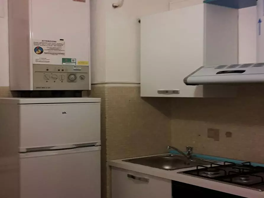 Immagine 6 di Camera in affitto  in Via San Giovanni a Trento