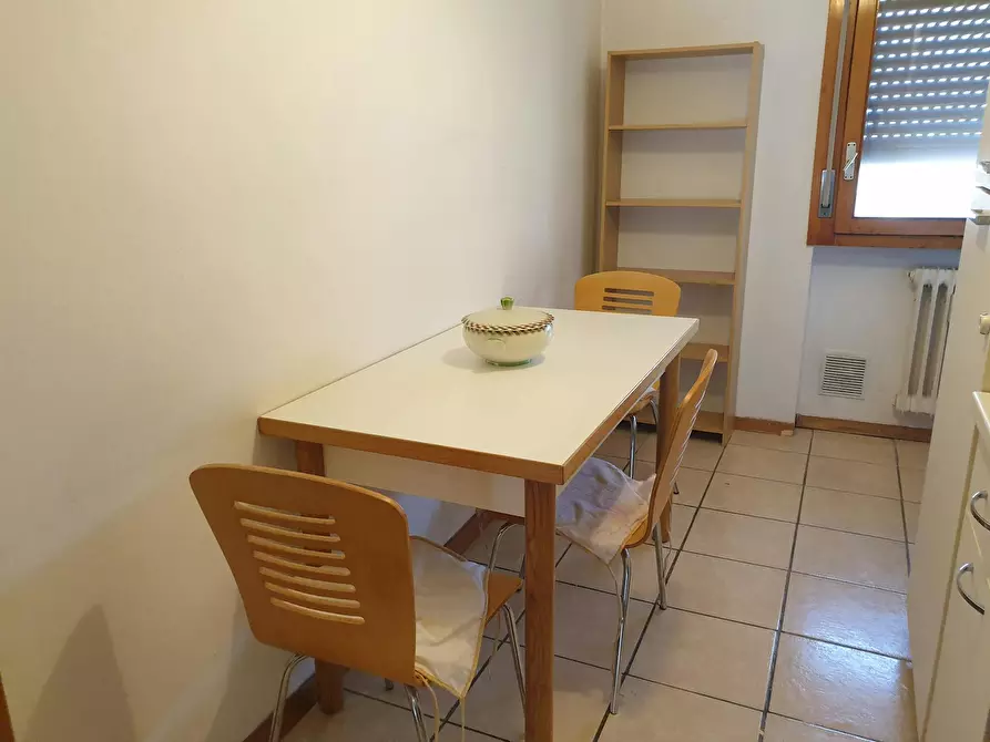 Immagine 5 di Camera in affitto  in Via Alcide Degasperi a Trento