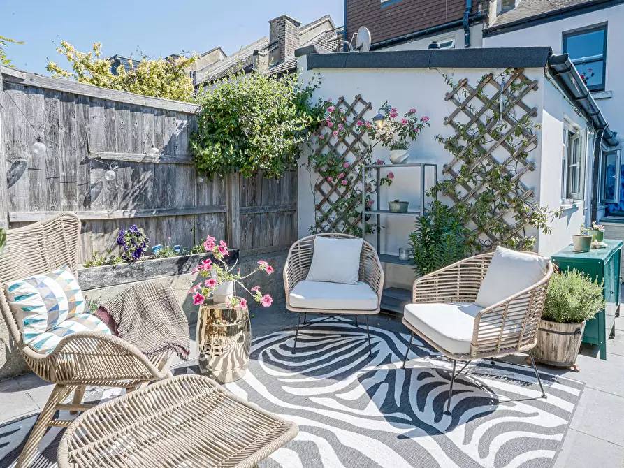 Immagine 1 di Casa indipendente in affitto  in Ringslade Road a Tottenham