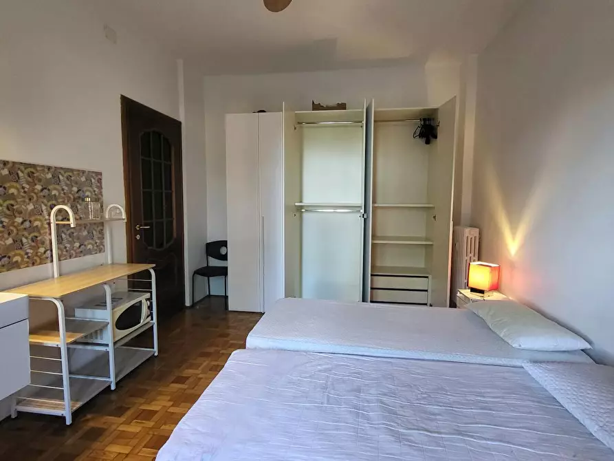 Immagine 5 di Camera in affitto  in Via Antonio Cecchi a Torino