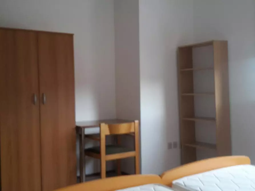 Immagine 1 di Camera in affitto  in Via Alcide Degasperi a Trento