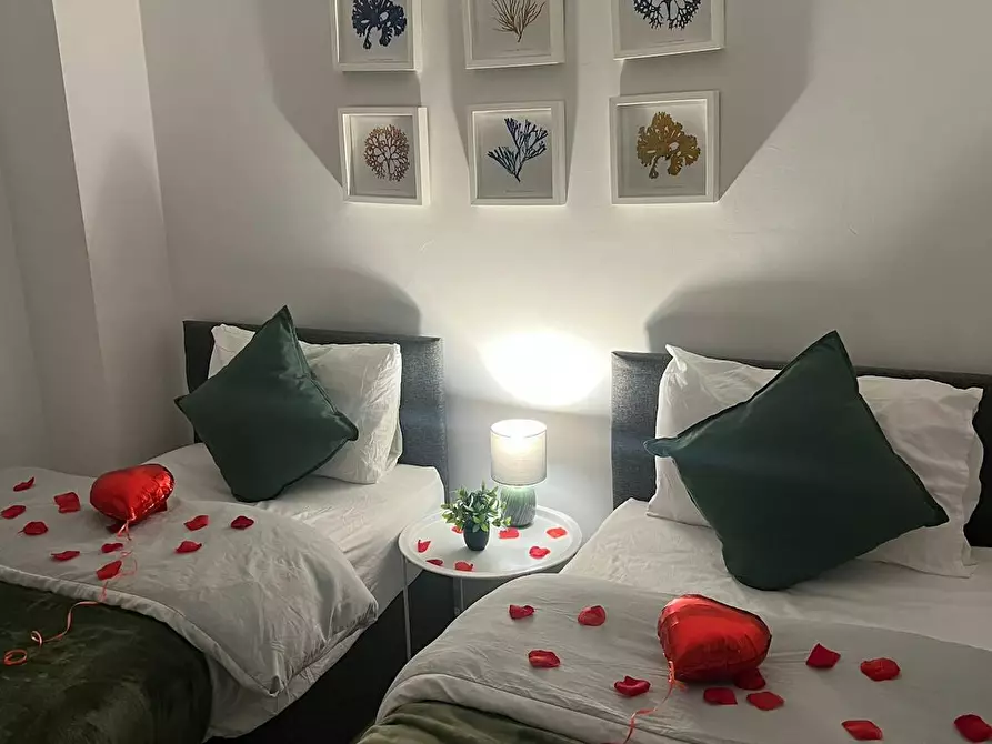 Immagine 3 di Casa indipendente in affitto  in Francis Close a Poplar
