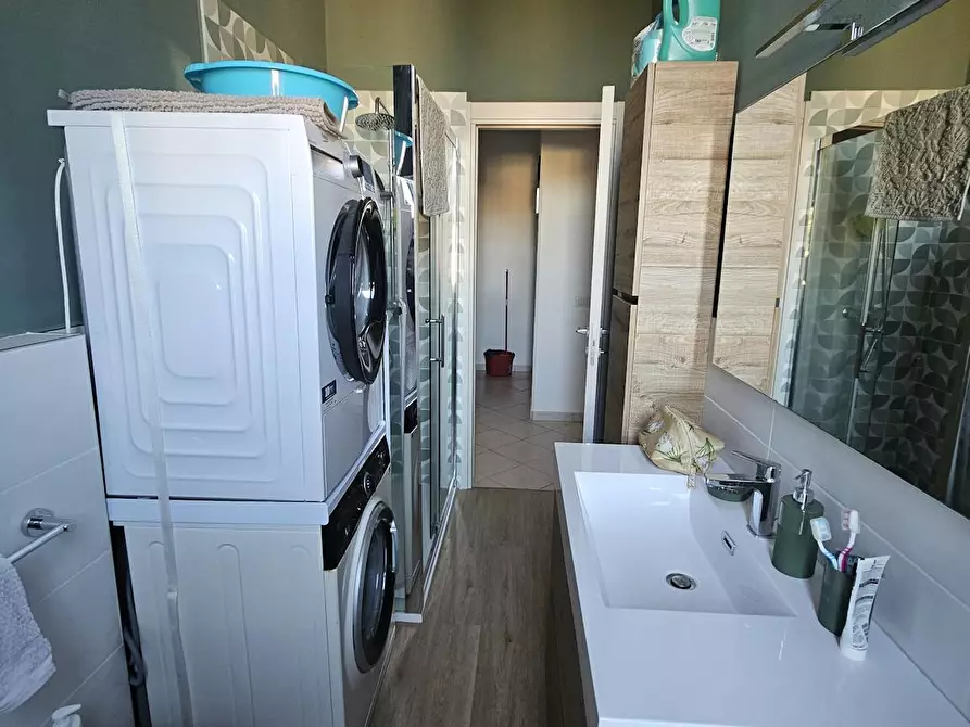 Immagine 7 di Camera in affitto  in Via Bainsizza a Varese