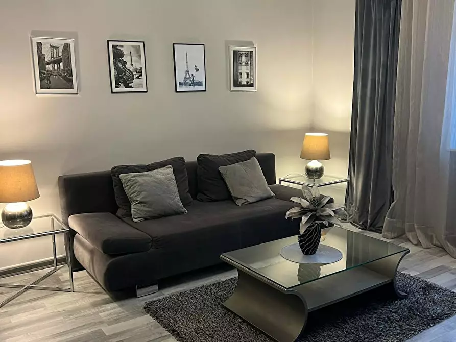 Immagine 2 di Appartamento in affitto  in Silbersteinstraße a Berlin