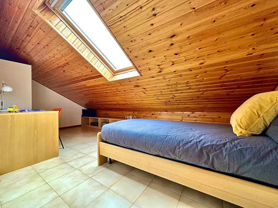 Immagine 2 di Camera in affitto  in Via Pomeranos a Trento