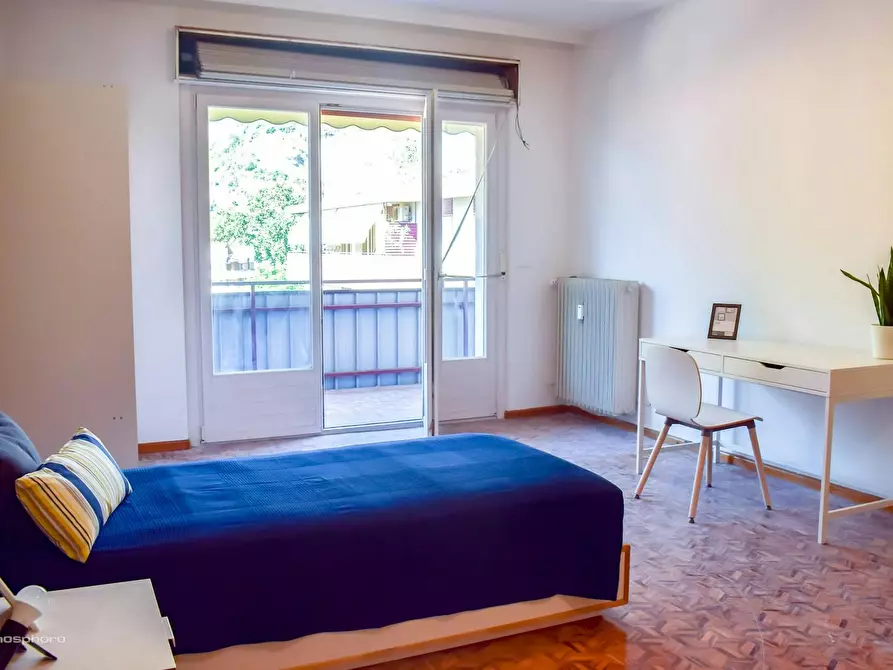 Immagine 3 di Camera in affitto  in Via Giuseppe Verdi a Trento