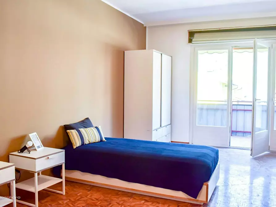 Immagine 2 di Camera in affitto  in Via Giuseppe Verdi a Trento