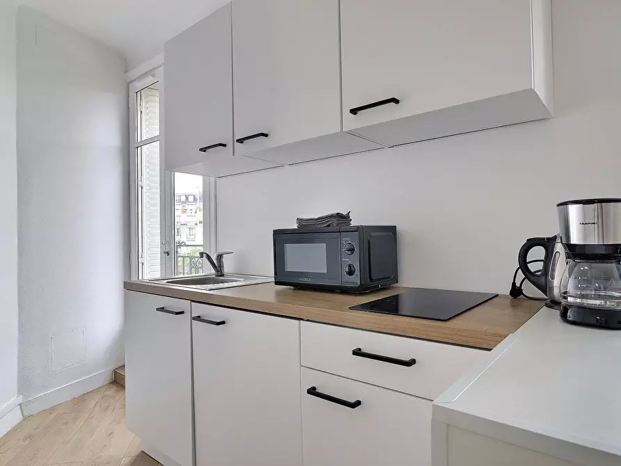 Immagine 5 di Appartamento in affitto  in Avenue de Villiers a Paris 17