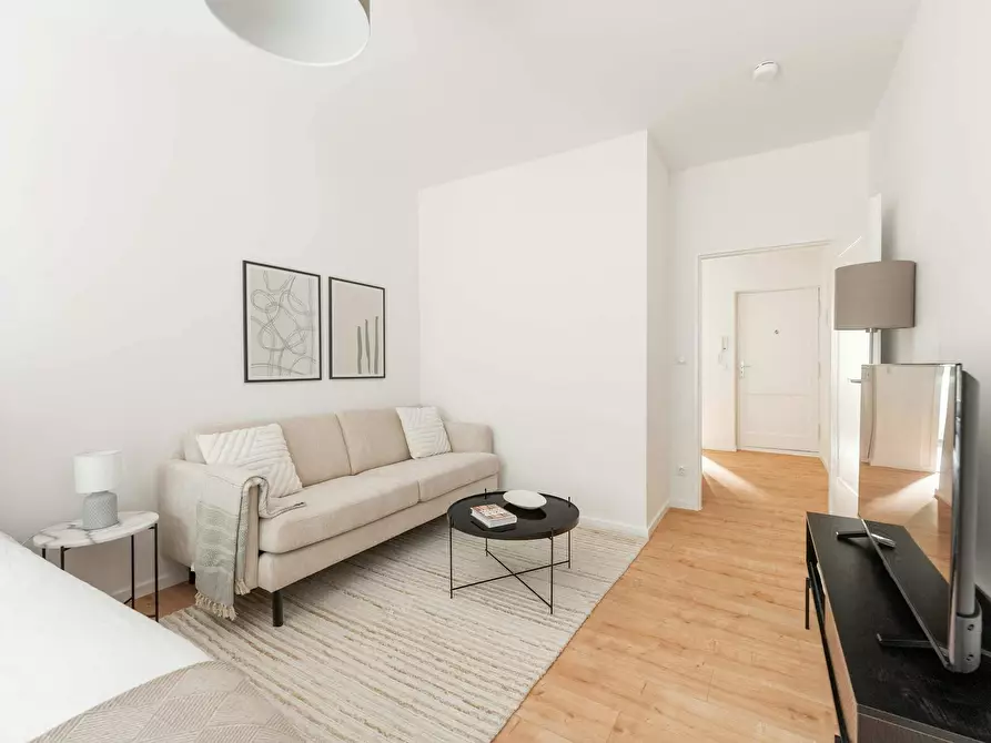 Immagine 5 di Appartamento in affitto  in Cornelius-Fredericks-Straße a Berlin
