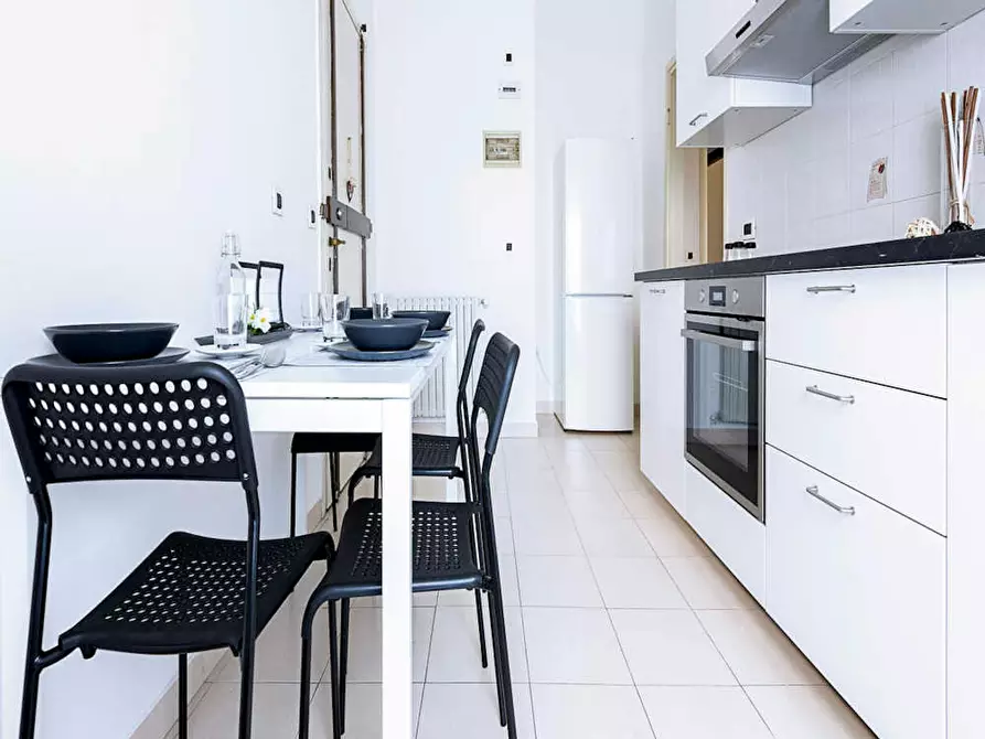 Immagine 9 di Camera in affitto  in Viale Ca' Granda a Milano