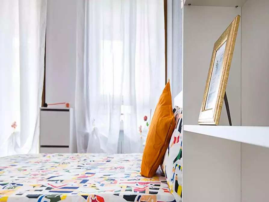 Immagine 6 di Camera in affitto  in Viale Ca' Granda a Milano