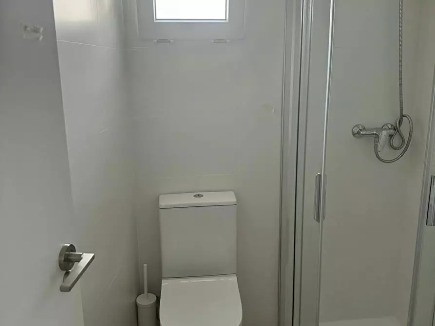 Immagine 9 di Camera in affitto  in Calle Jaime Segarra a Alicante/Alacant