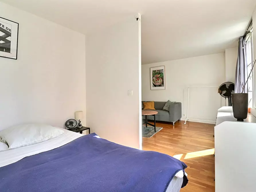 Immagine 8 di Appartamento in affitto  in Rue des Jeuneurs a Paris