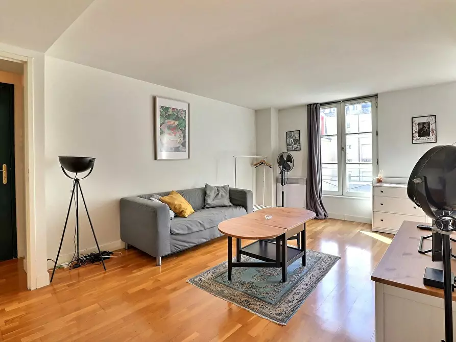 Immagine 5 di Appartamento in affitto  in Rue des Jeuneurs a Paris