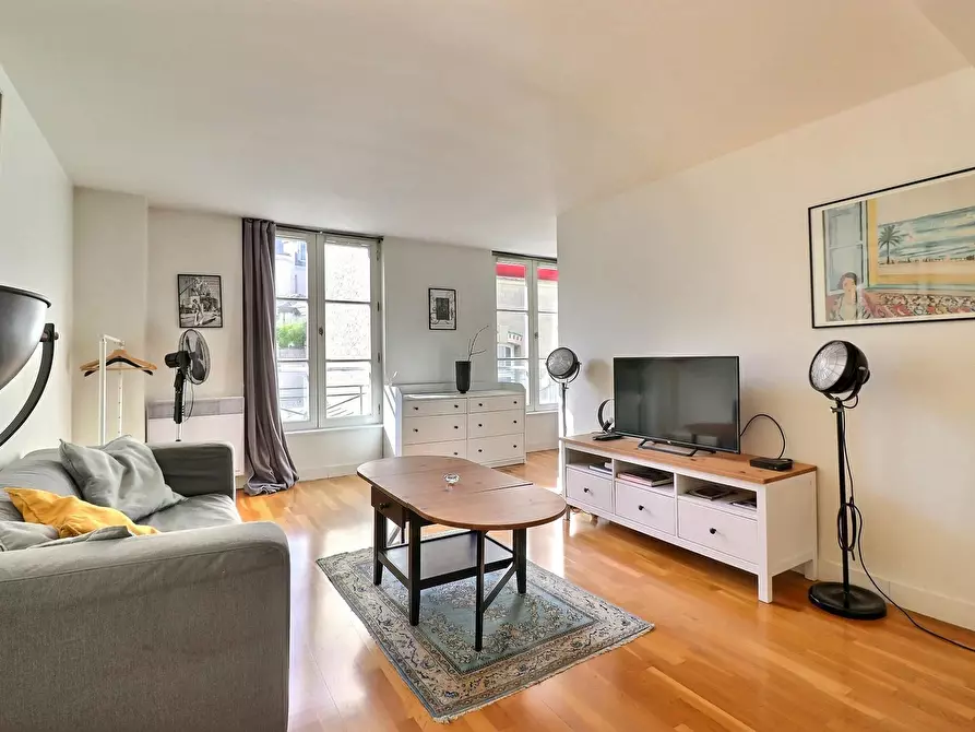 Immagine 2 di Appartamento in affitto  in Rue des Jeuneurs a Paris