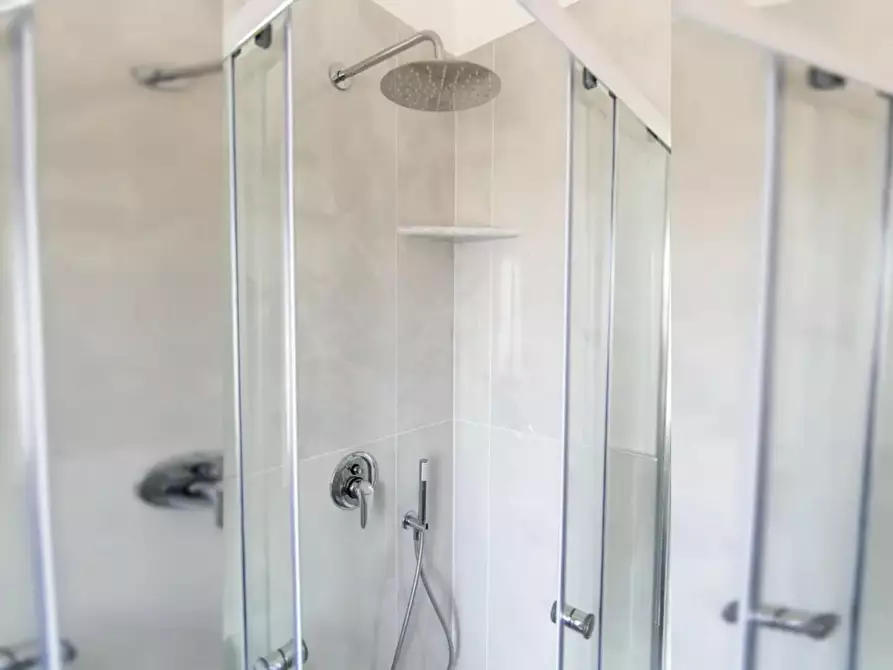 Immagine 8 di Camera in affitto  in Via del Casale Sansoni a Roma