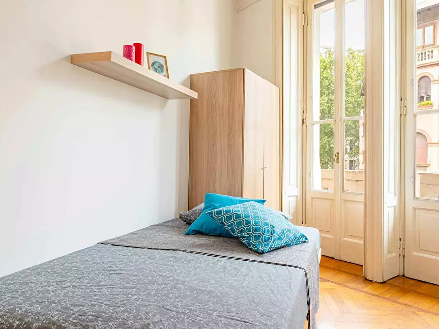 Immagine 2 di Camera in affitto  in Via Plinio a Milano