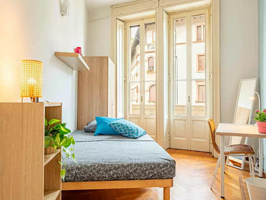 Immagine 1 di Camera in affitto  in Via Plinio a Milano