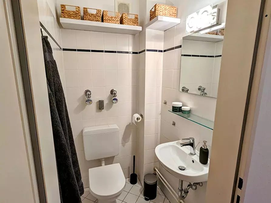 Immagine 8 di Camera in affitto  in Stiftsbogen a München