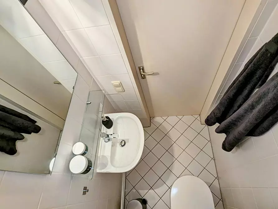 Immagine 10 di Camera in affitto  in Stiftsbogen a München