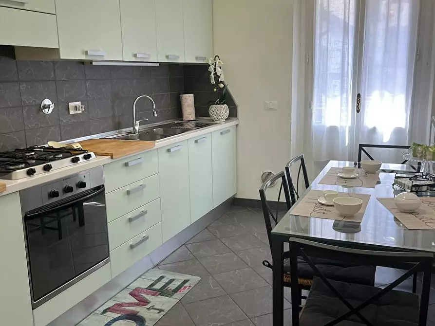 Immagine 1 di Appartamento in affitto  in Via Giuseppe Saverio Mercadante a Firenze