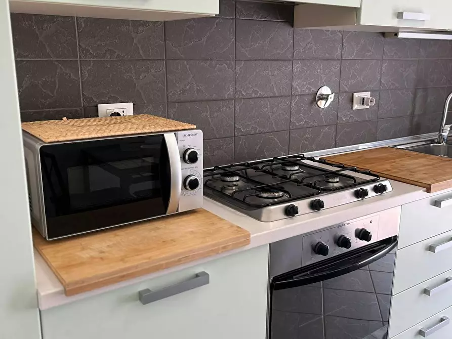 Immagine 6 di Appartamento in affitto  in Via Giuseppe Saverio Mercadante a Firenze