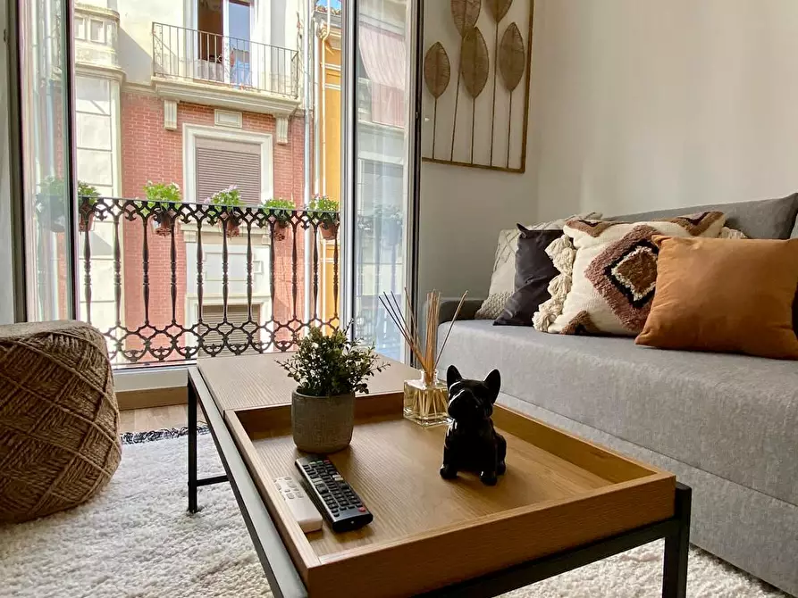 Immagine 1 di Appartamento in affitto  in Carrer del Doctor Monserrat a Valencia