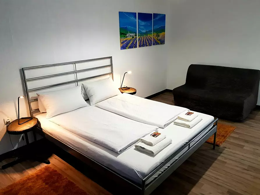 Immagine 8 di Appartamento in affitto  in Kalckreuthstraße a Berlin