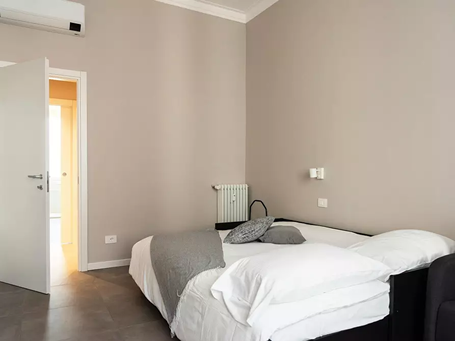 Immagine 1 di Appartamento in affitto  in Via Antonio Bazzini a Milano