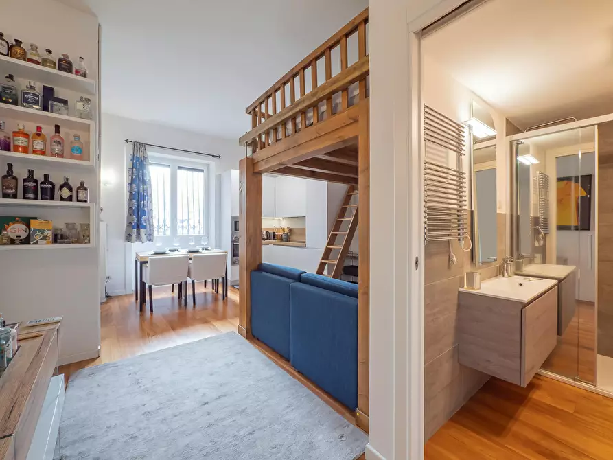 Immagine 2 di Appartamento in affitto  in Via Edmondo de Amicis a Milano