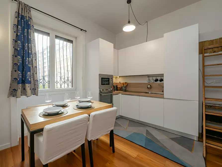 Immagine 5 di Appartamento in affitto  in Via Edmondo de Amicis a Milano