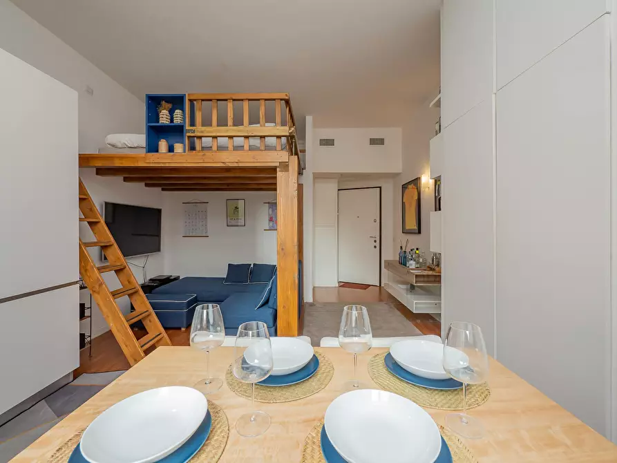 Immagine 10 di Appartamento in affitto  in Via Edmondo de Amicis a Milano